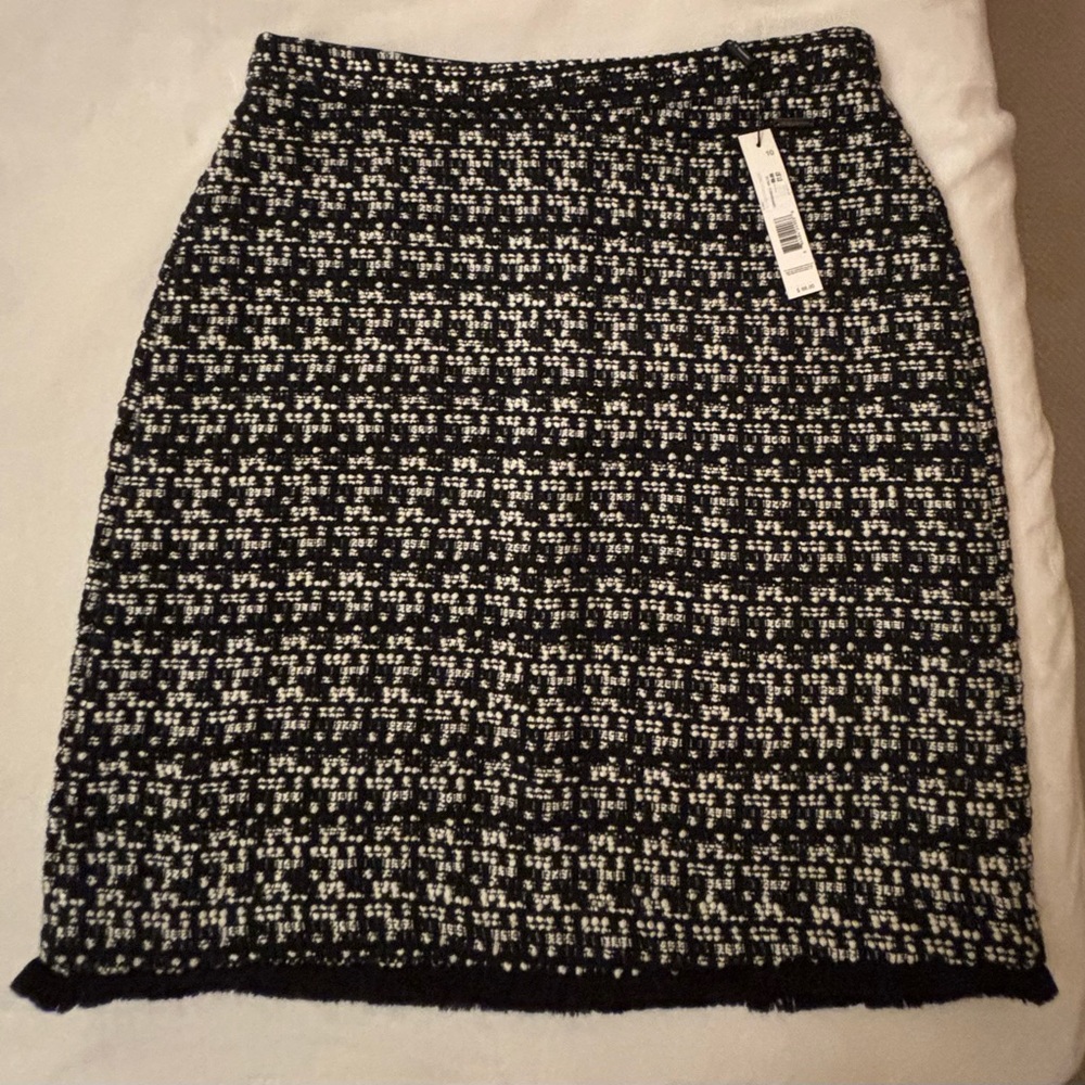 T Tahari Tweed Fringed Skirt
